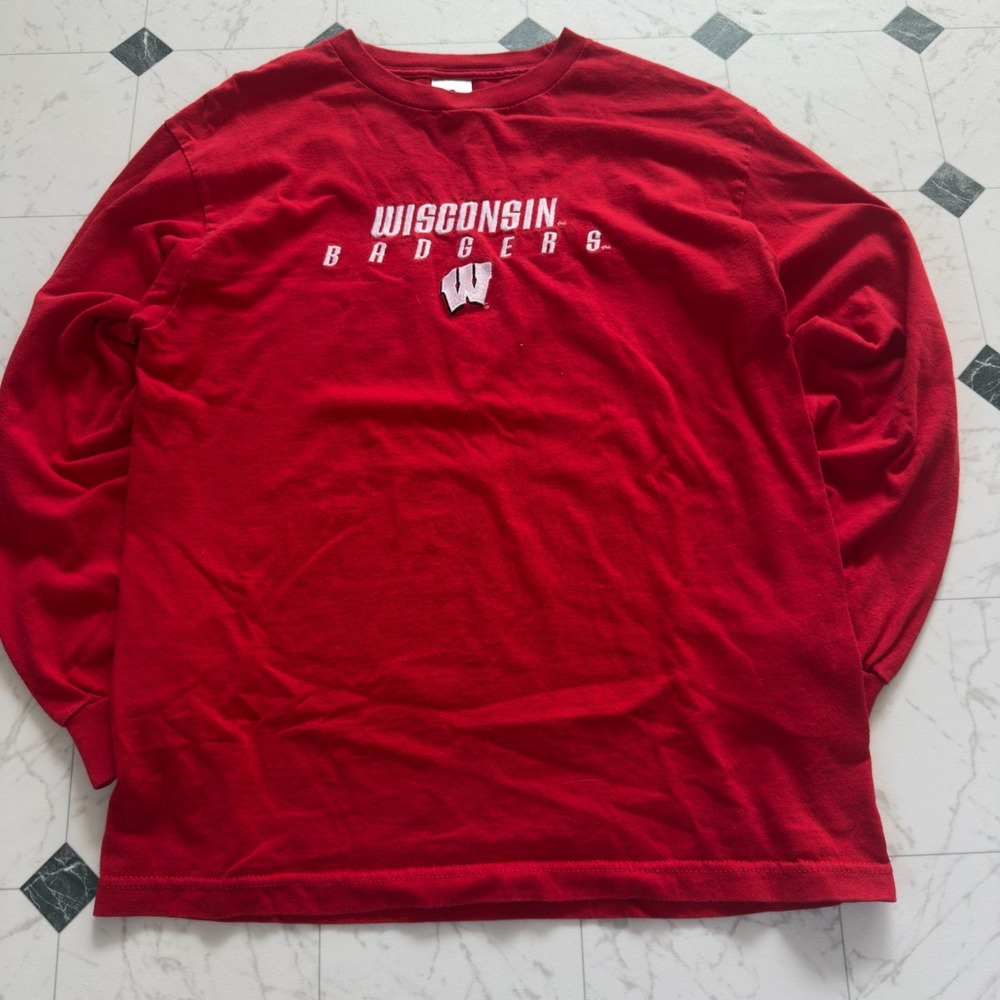 Vintage Wisconsin Badgers Long Sleeve Shirt Mens Medium Red Embroidered W Logo